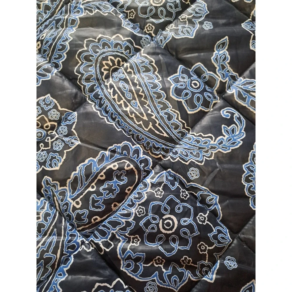 Vera Bradley Navy Blue Paisley Throw Blanket Travel Outdoor Blanket 78 X 52 